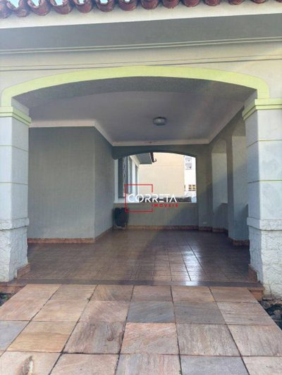 Casa, 3 quartos, 204 m² - Foto 4