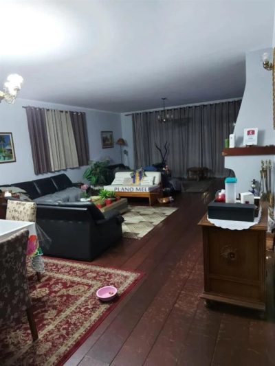 Casa, 5 quartos, 200 m² - Foto 1