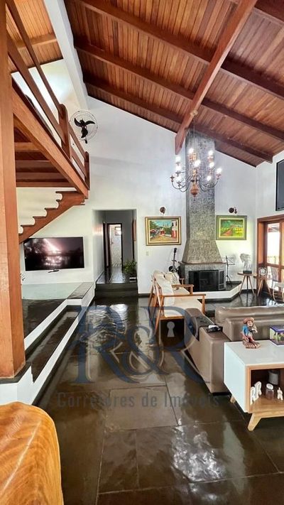 Chácara, 3 quartos, 1050 m² - Foto 2