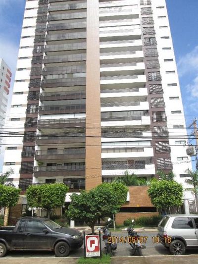 Apartamento, 3 quartos, 252 m² - Foto 2