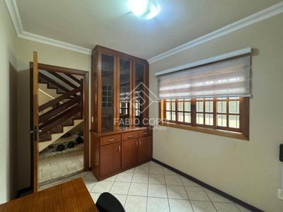 Casa, 3 quartos, 275 m² - Foto 4