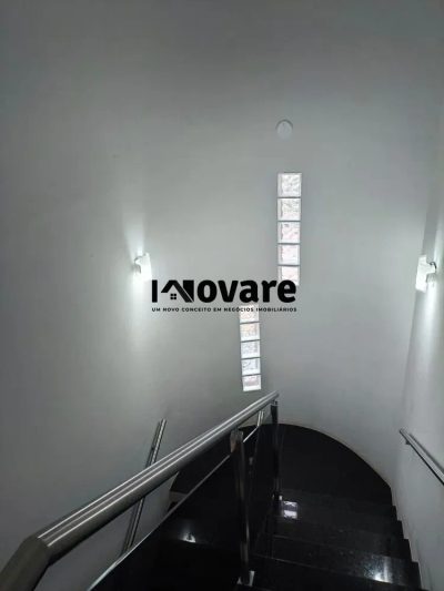 Casa, 4 quartos, 152 m² - Foto 1