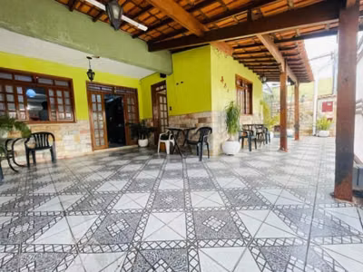 Casa, 3 quartos, 220 m² - Foto 1
