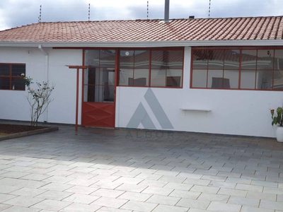 Casa, 3 quartos, 226 m² - Foto 2