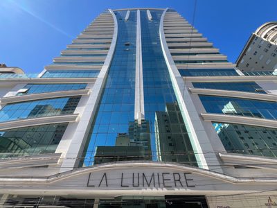 Apartamento, 4 quartos, 208 m² - Foto 1
