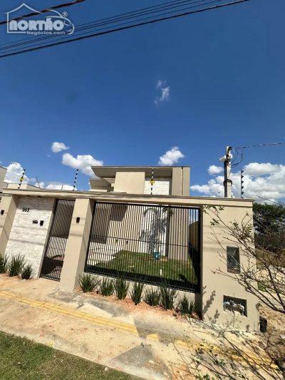 Casa, 3 quartos, 144 m² - Foto 1