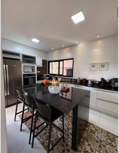 Sobrado, 4 quartos, 234 m² - Foto 4