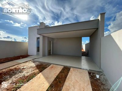 Casa, 3 quartos, 77 m² - Foto 2