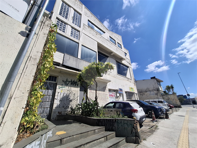 Prédio Inteiro, 1675 m² - Foto 1