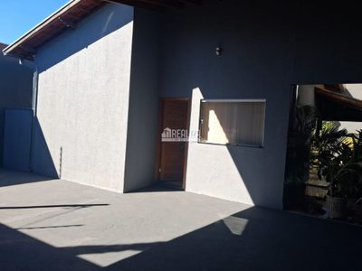 Casa, 2 quartos, 159 m² - Foto 1