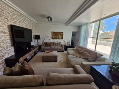 Casa, 5 quartos, 350 m² - Foto 1