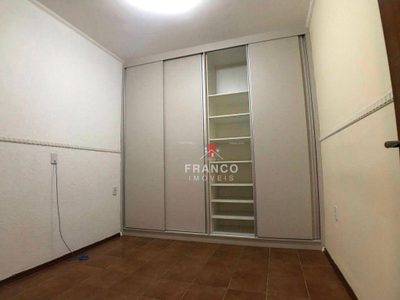 Casa, 3 quartos, 200 m² - Foto 4
