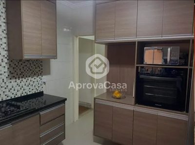 Casa, 3 quartos, 133 m² - Foto 2
