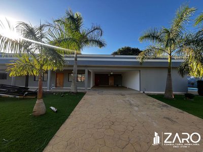 Casa, 4 quartos, 362 m² - Foto 1