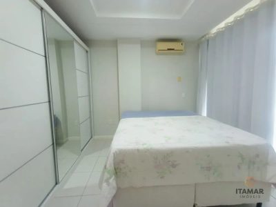 Apartamento, 3 quartos, 108 m² - Foto 2