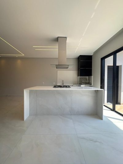 Casa, 3 quartos, 211 m² - Foto 4