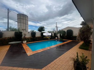 Casa, 4 quartos, 367 m² - Foto 1