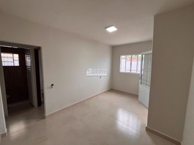 Casa, 2 quartos, 65 m² - Foto 4