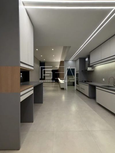 Casa, 3 quartos, 205 m² - Foto 1