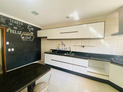 Casa, 4 quartos, 293 m² - Foto 1