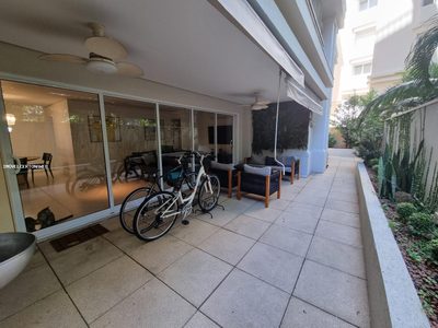 Apartamento, 3 quartos, 199 m² - Foto 2