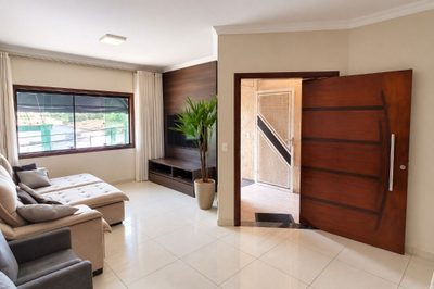 Sobrado, 3 quartos, 175 m² - Foto 1