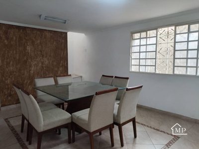 Casa, 3 quartos, 180 m² - Foto 1