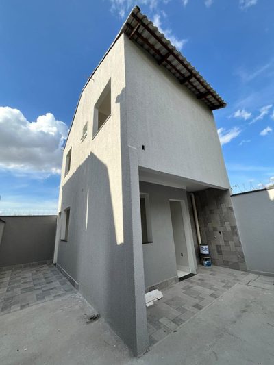 Casa, 2 quartos, 70 m² - Foto 1