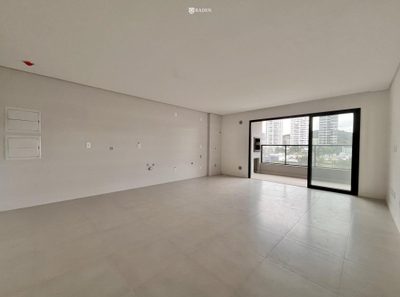 Apartamento, 3 quartos, 106 m² - Foto 2