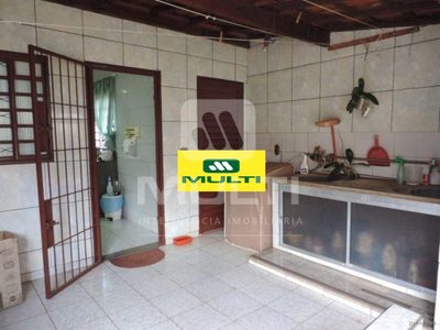 Casa, 4 quartos, 302 m² - Foto 1