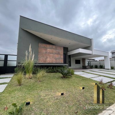 Casa, 4 quartos, 290 m² - Foto 1