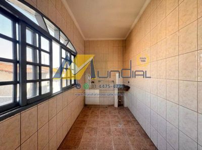 Casa, 2 quartos, 64 m² - Foto 1