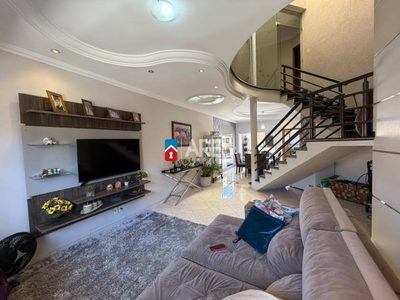 Casa, 3 quartos, 270 m² - Foto 5