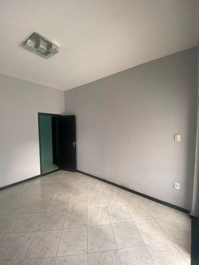 Casa, 6 quartos, 220 m² - Foto 3