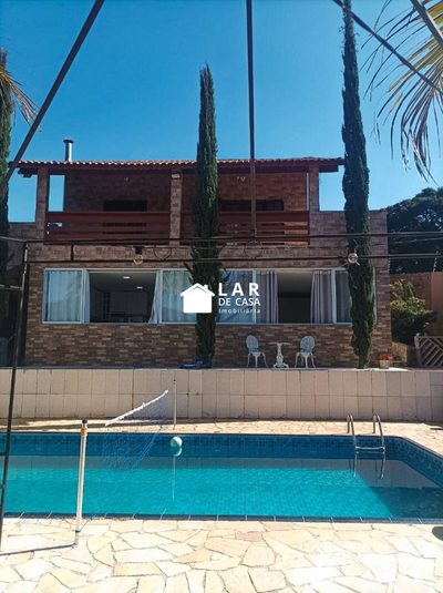 Chácara, 4 quartos, 1650 m² - Foto 1