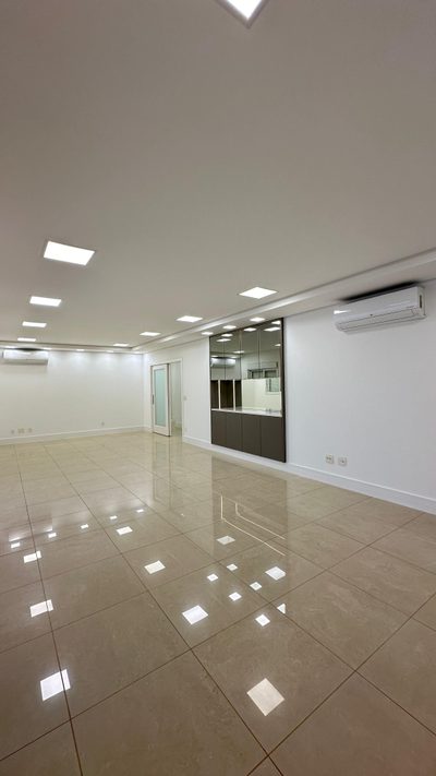 Apartamento, 3 quartos, 200 m² - Foto 2