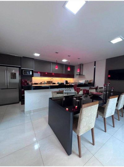 Casa, 3 quartos, 286 m² - Foto 5