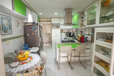 Apartamento, 3 quartos, 175 m² - Foto 2