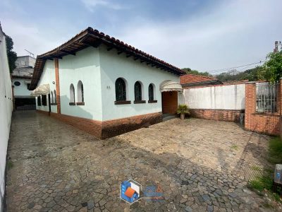 Casa, 6 quartos, 160 m² - Foto 1