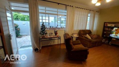 Casa, 3 quartos, 191 m² - Foto 1