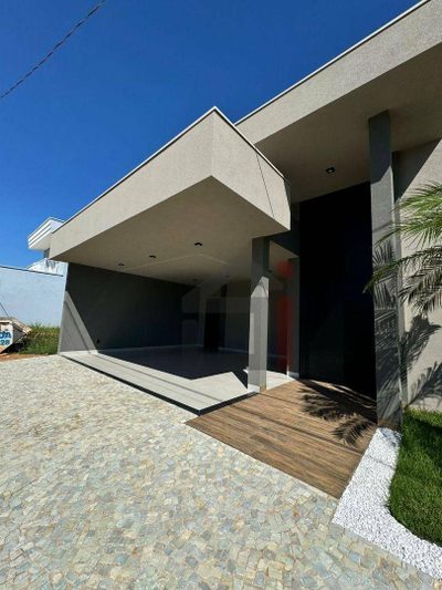 Casa, 3 quartos, 190 m² - Foto 1