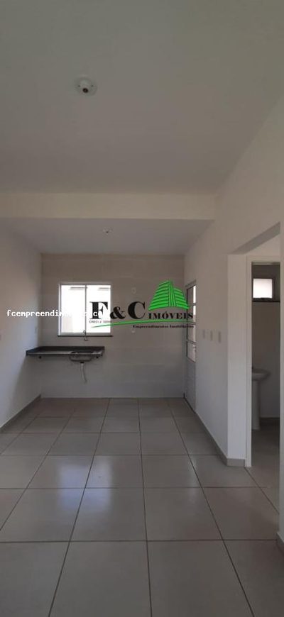 Casa de Condomínio, 2 quartos - Foto 1