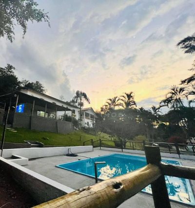 Sítio, 3 quartos, 2500 m² - Foto 2