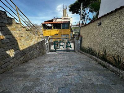 Casa, 5 quartos, 170 m² - Foto 1