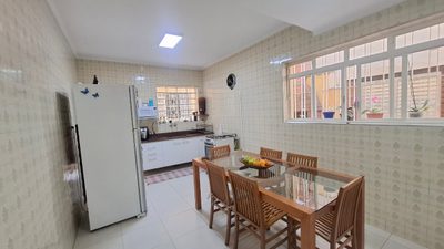 Casa, 3 quartos, 180 m² - Foto 3