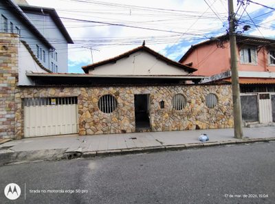 Casa, 3 quartos, 360 m² - Foto 1