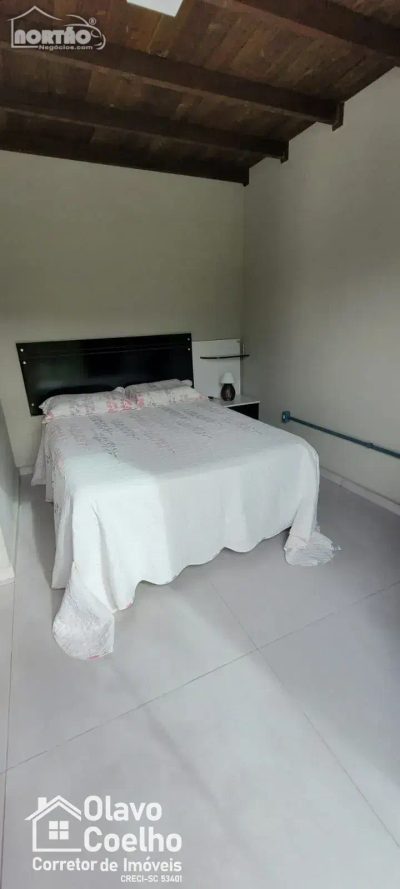 Casa, 5 quartos, 165 m² - Foto 3