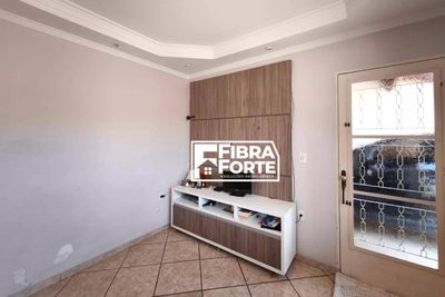 Casa, 3 quartos, 180 m² - Foto 2