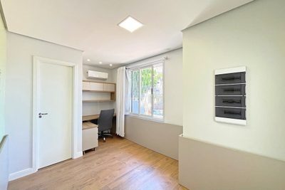 Casa, 4 quartos, 207 m² - Foto 2