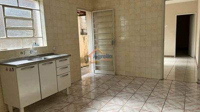 Casa, 2 quartos, 70 m² - Foto 1